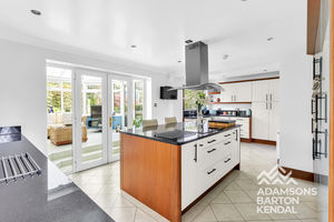 Photo 25- click for photo gallery